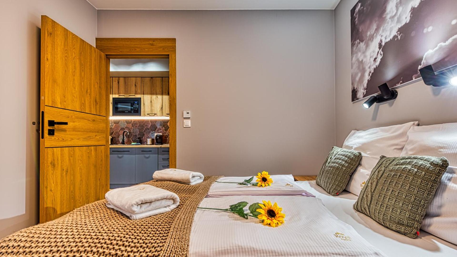 Apartamenty Z Basenem I Saunami Stone Hill Resort II Vip Centrum By Royal Aparts Szklarska Poręba Eksteriør bilde